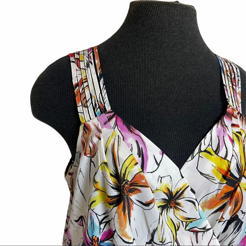 Amanda Uprichard Floral Wrap Bubble Hem Top Small - Picture 2 of 7